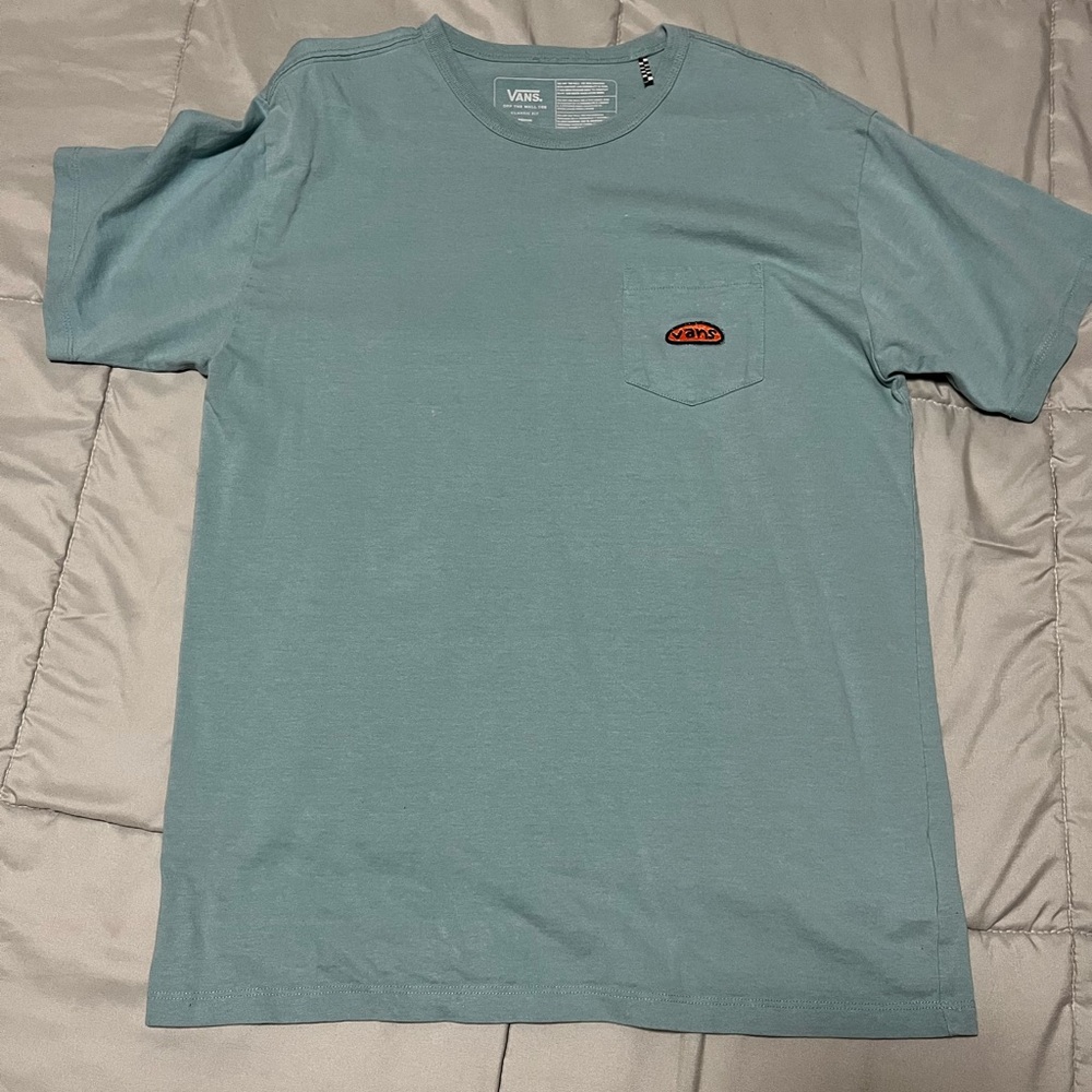 Vans tee shirt with pocket
